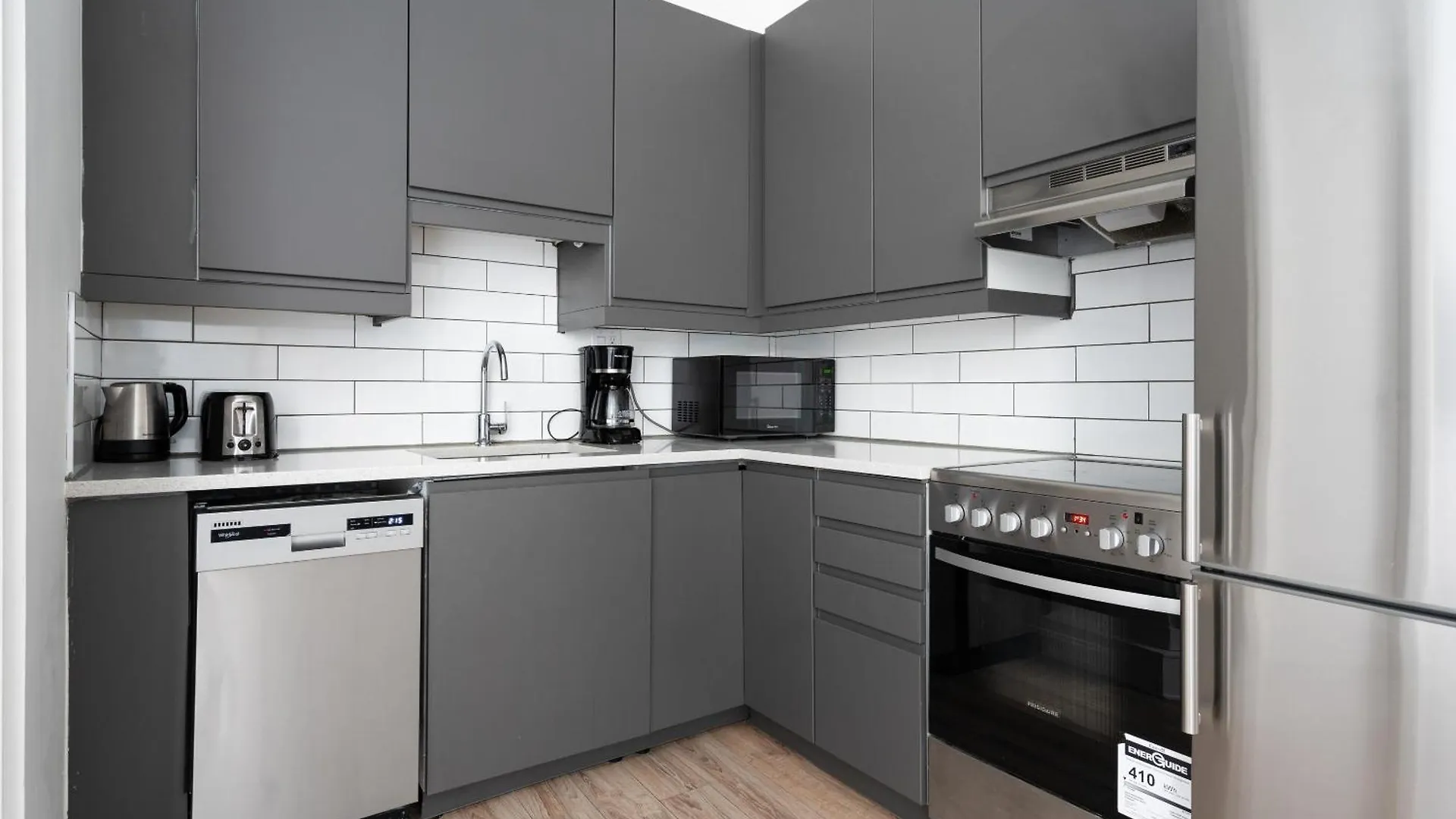 Апартаменты Boutique Lofts Notre Dame - Vieux Монреаль 0*,  Канада